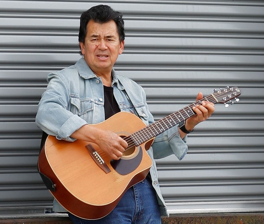 Guitarist Gene Gibson